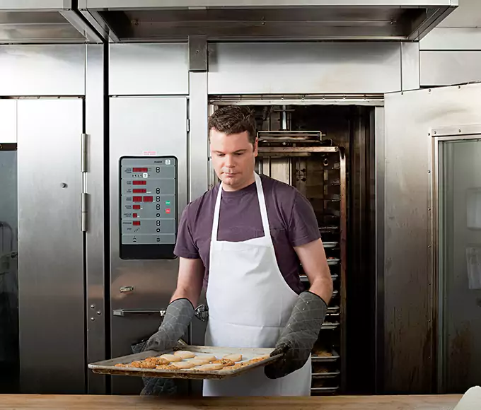 Why Cranston, RI Kitchens Trust Cranston Appliance Pro for Commercial Oven Repair?
