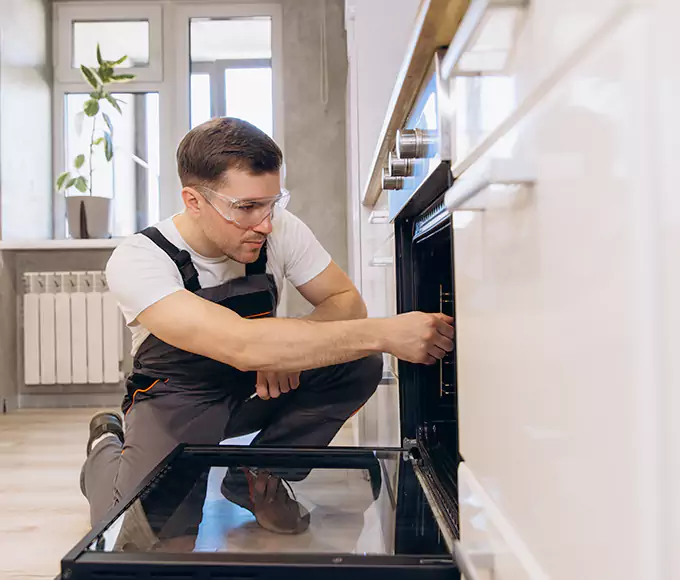 Why Cranston Bakers Rely on Cranston Appliance Pro for Every Electric Oven Fix?